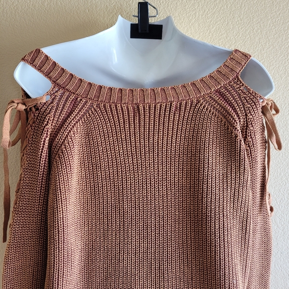 Do+BE Women's Lace Up Open Shoulder Cable Knit Sweater Raw Sieena Size M - Picture 6 of 12